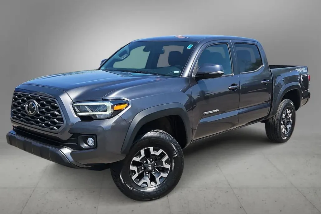 2023 Toyota Tacoma TRD photo 1