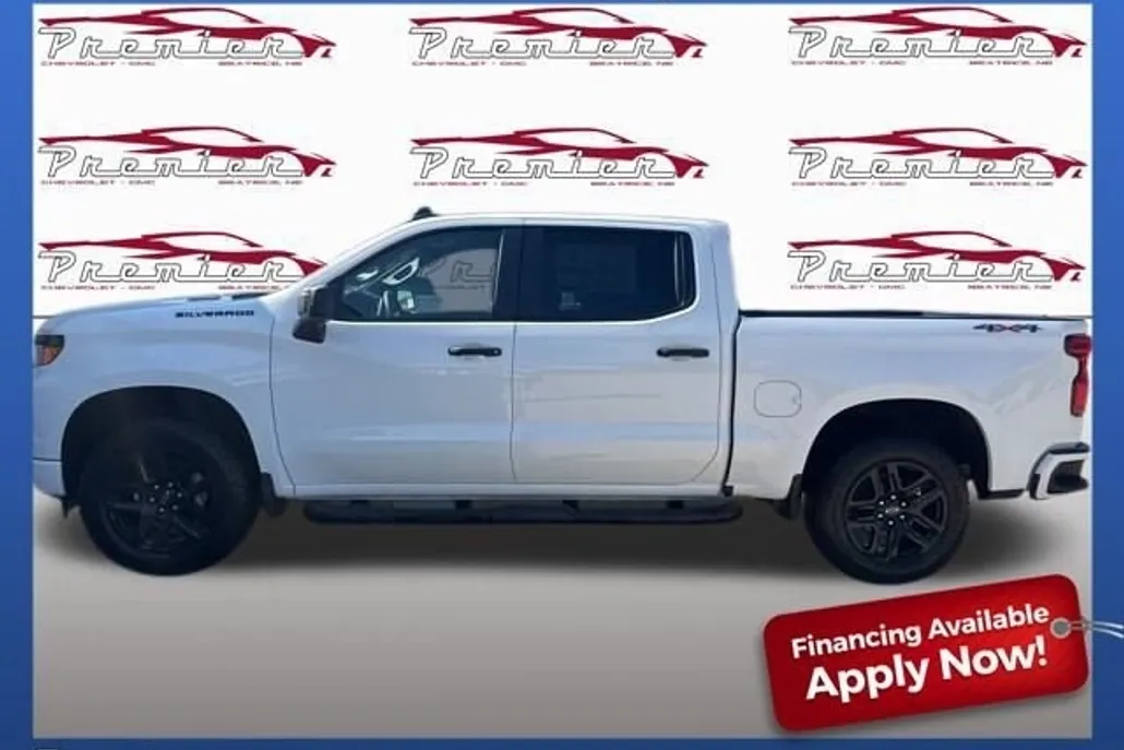 2025 Chevrolet Silverado 1500 Custom photo 1