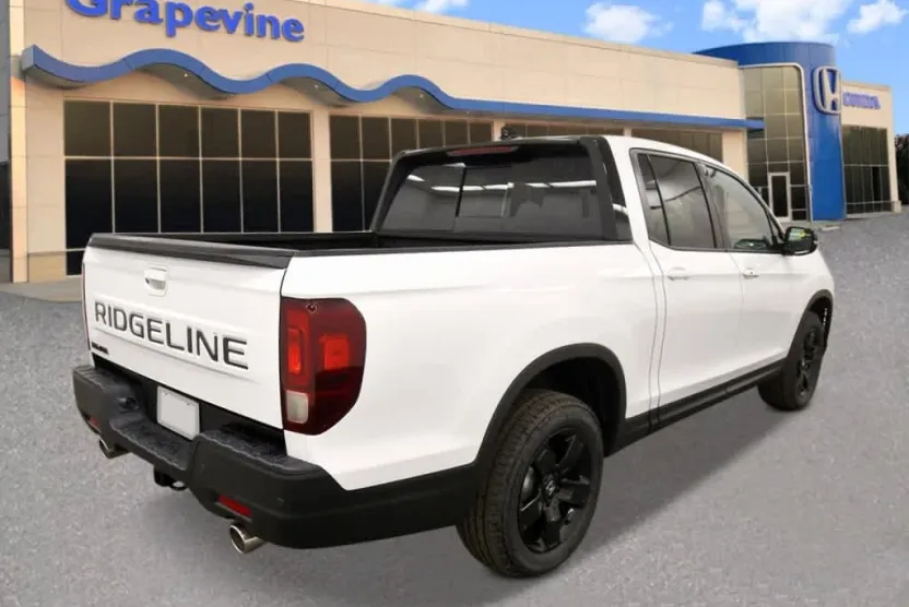 2026 Honda Ridgeline Black Edition photo 1