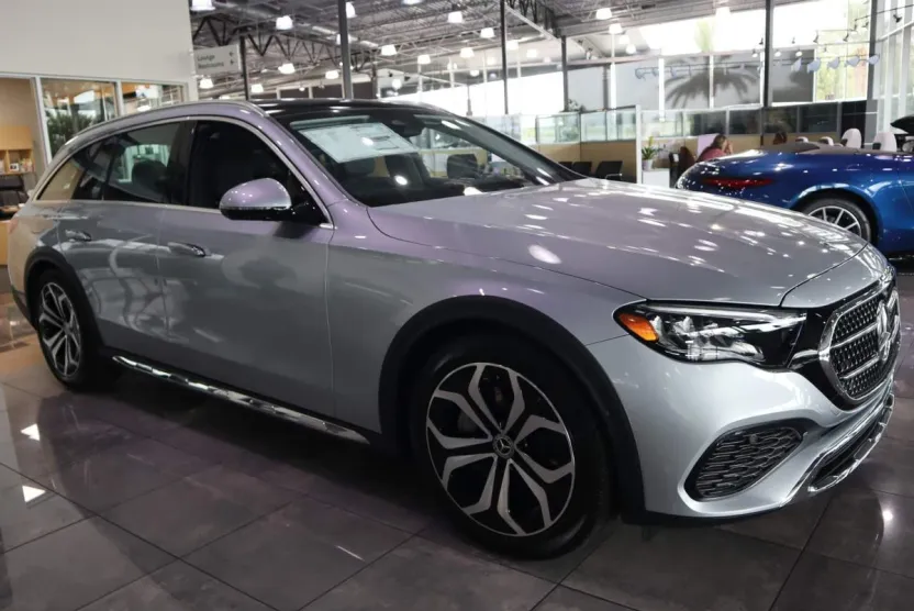 2025 Mercedes Benz E 450 4MATIC All-Terrain photo 1