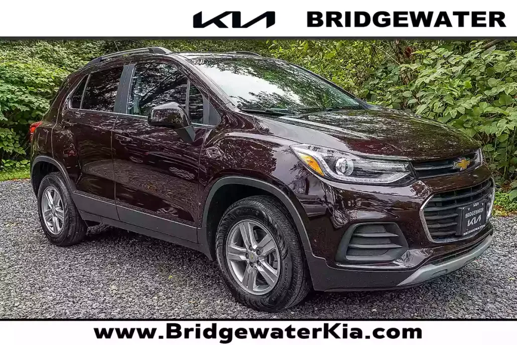 2022 Chevrolet Trax LT photo 1
