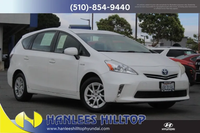 2012 Toyota Prius V Three photo 1