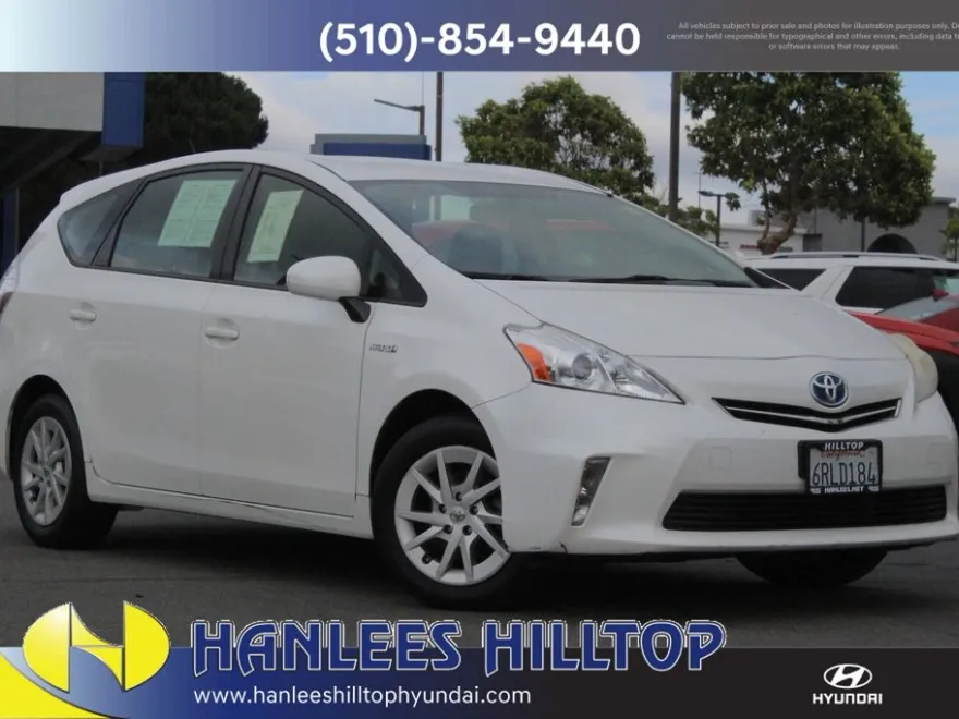 2012 Toyota Prius V Three photo 1