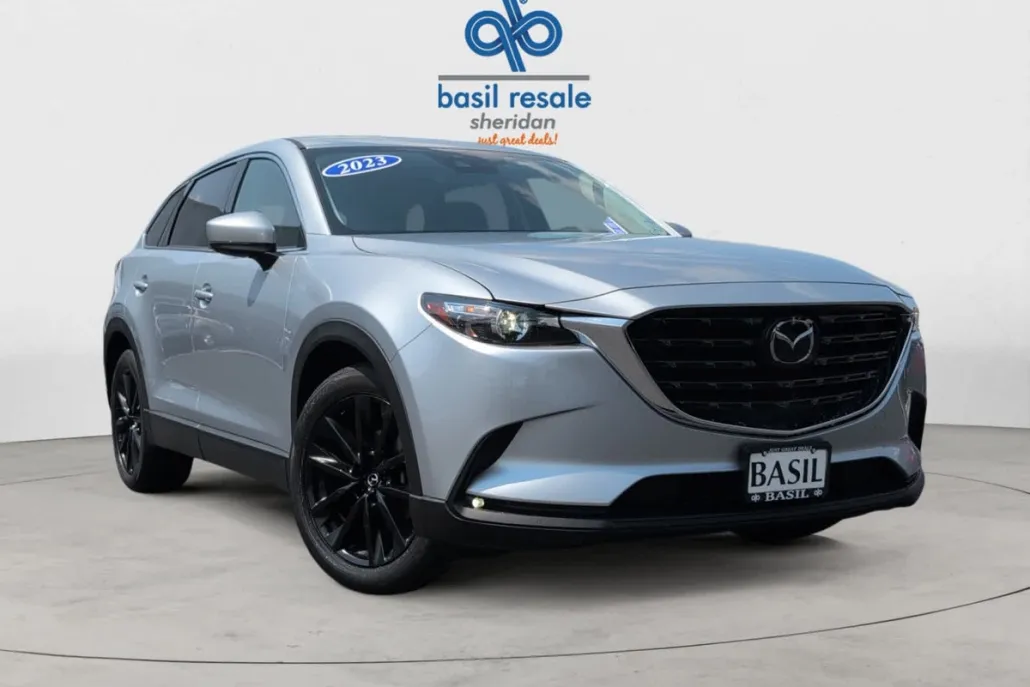 2023 Mazda CX-9 Touring photo 1