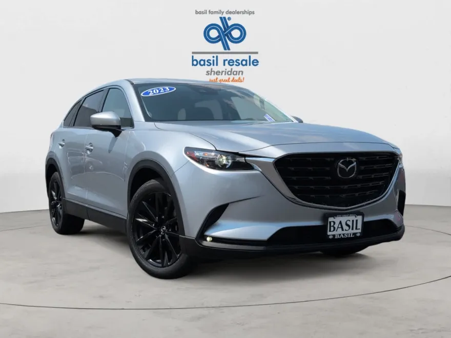 2023 Mazda CX-9 Touring photo 1