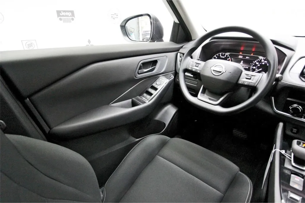 2026 Nissan Rogue S photo 1
