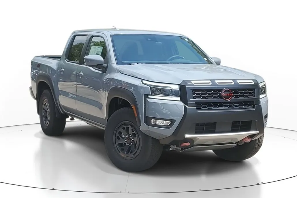 2025 Nissan Frontier Crew Cab PRO-4X photo 1