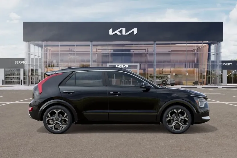 2025 Kia Niro SX Touring photo 1