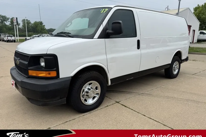 2017 Chevrolet Express Cargo Van photo 1