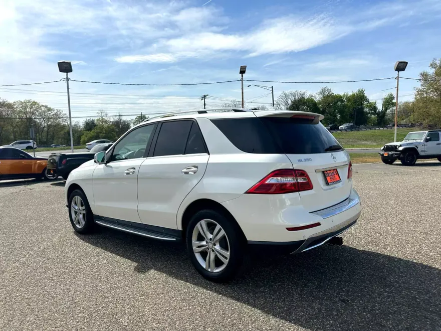 2015 Mercedes Benz ML 4MATIC 350 photo 5