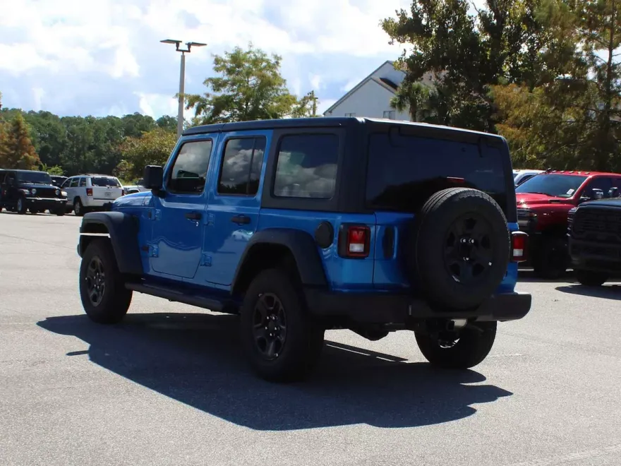 2025 Jeep Wrangler Sport photo 1