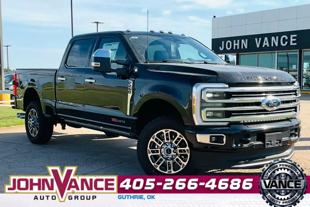 2025 Ford F-250 Platinum photo 1