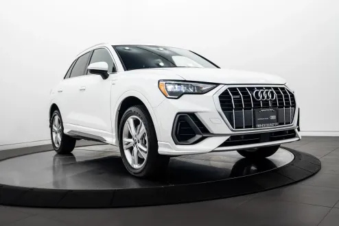 2022 Audi Q3 S line Premium photo 1