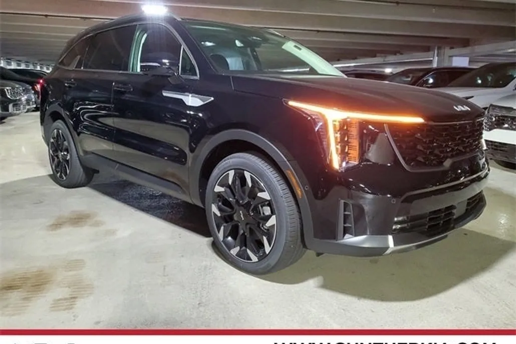 2024 Kia Sorento SX photo 1
