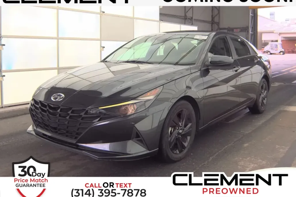 2021 Hyundai Elantra SEL photo 1