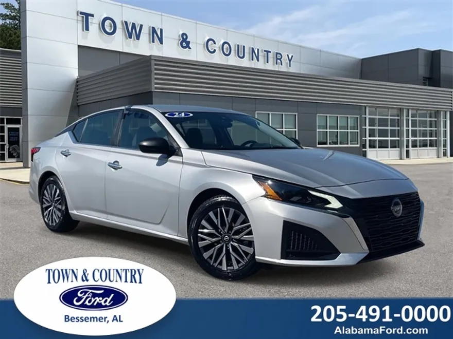 2024 Nissan Altima 2.5 SV photo 1