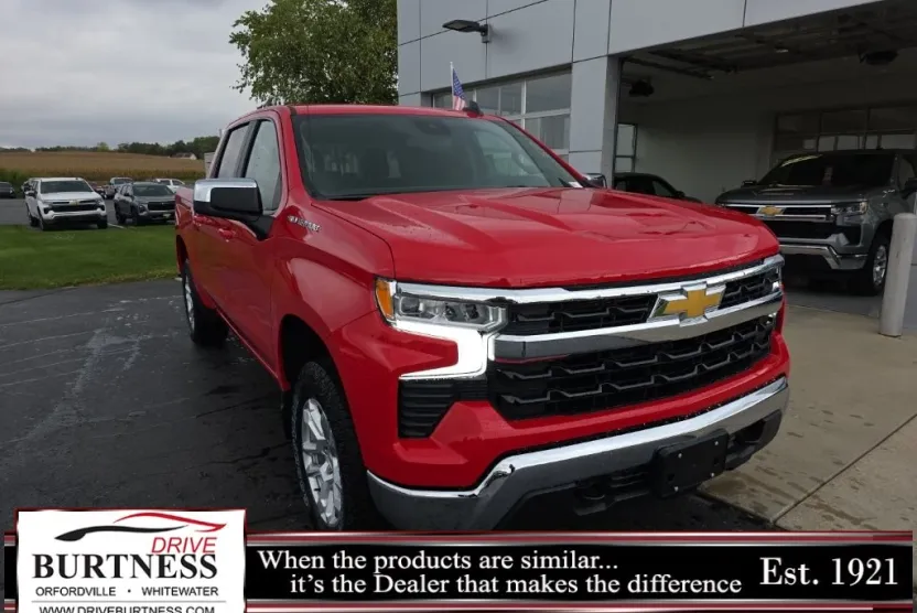2026 Chevrolet Silverado 1500 LT photo 1