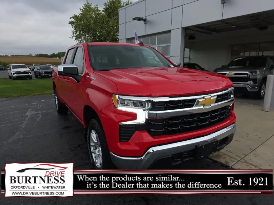 2026 Chevrolet Silverado 1500 LT photo 1