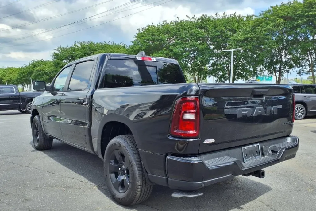2025 Ram 1500 Tradesman photo 1