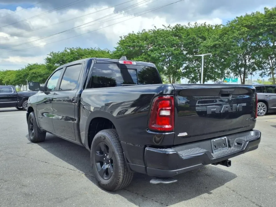 2025 Ram 1500 Tradesman photo 1