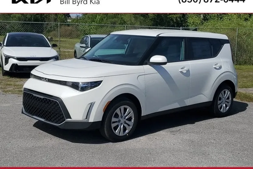 2025 Kia Soul LX S photo 1