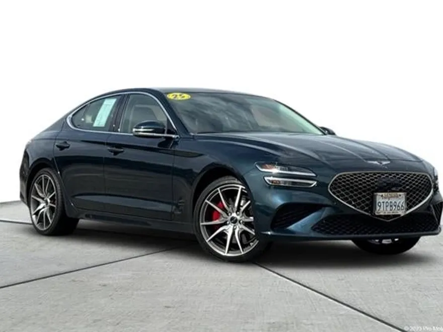 2025 Genesis G70 2.5T photo 1