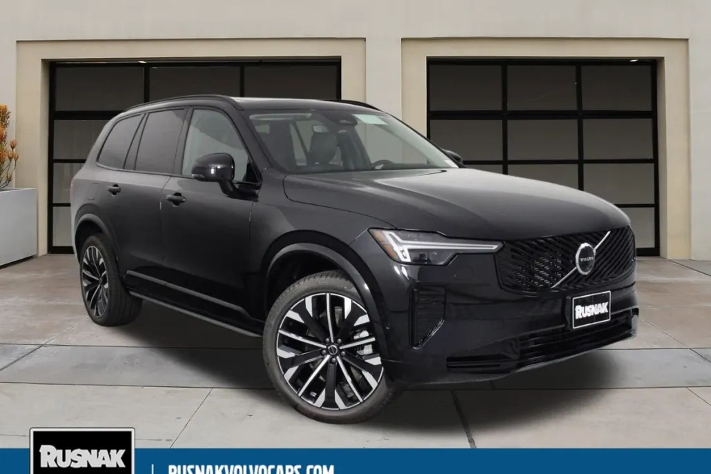 2026 Volvo XC90 photo 1