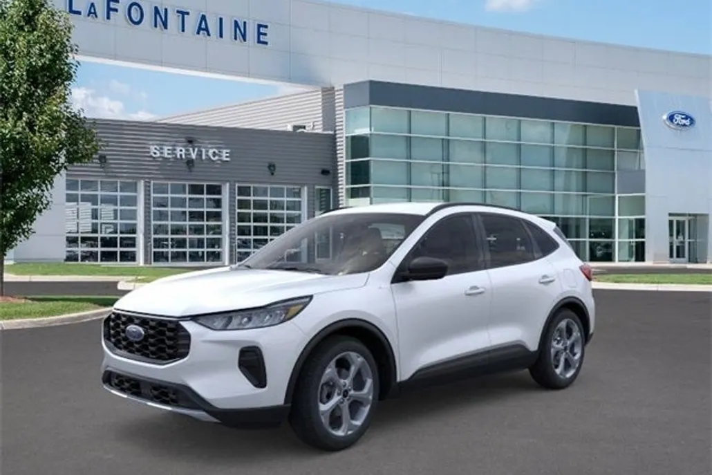 2025 Ford Escape ST-Line photo 1