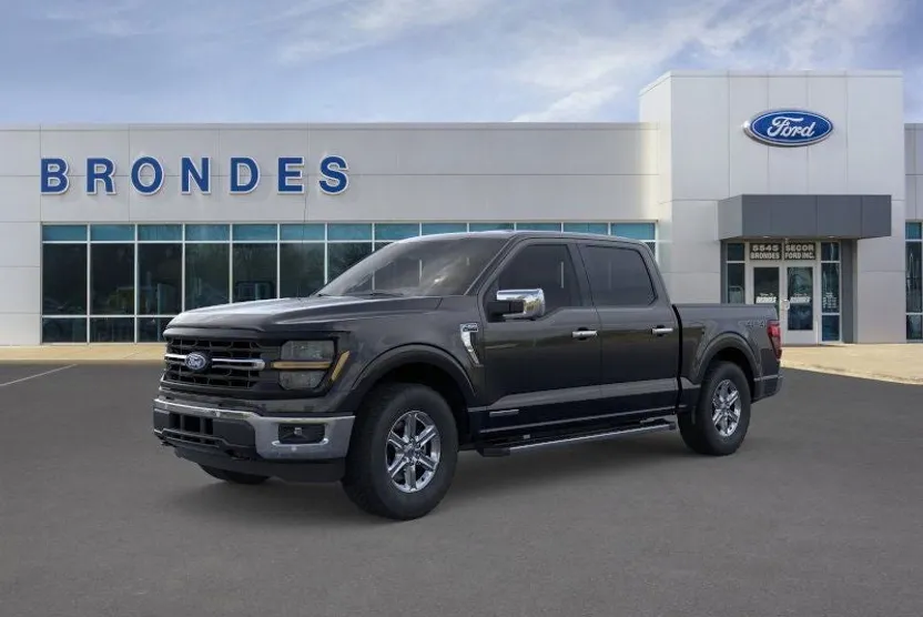 2025 Ford F-150 XLT photo 1