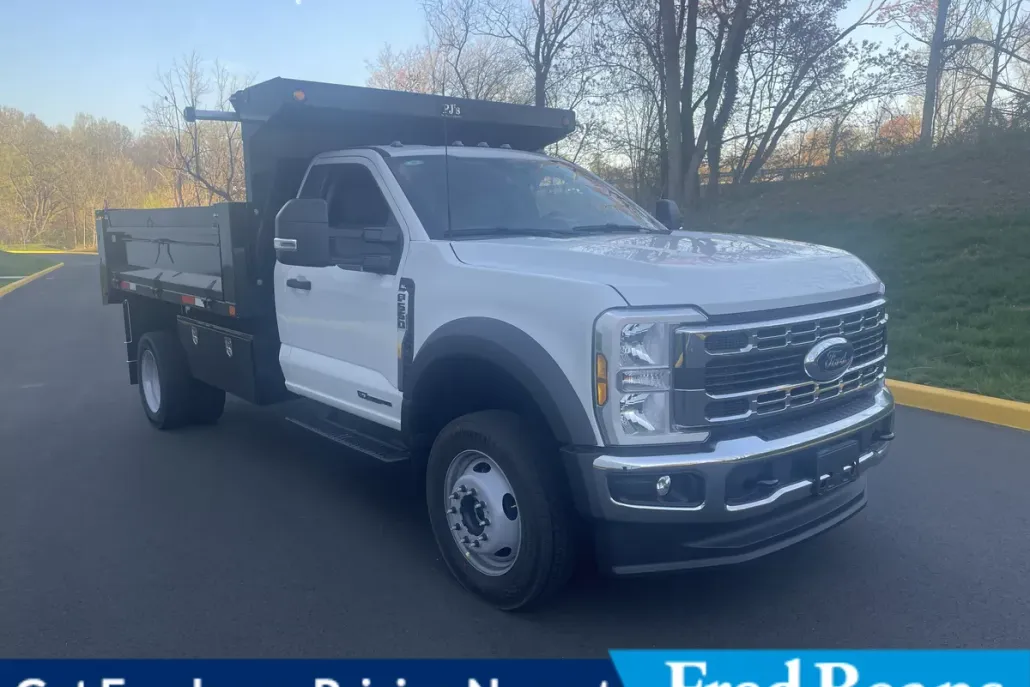 2025 Ford F-550 XL photo 1