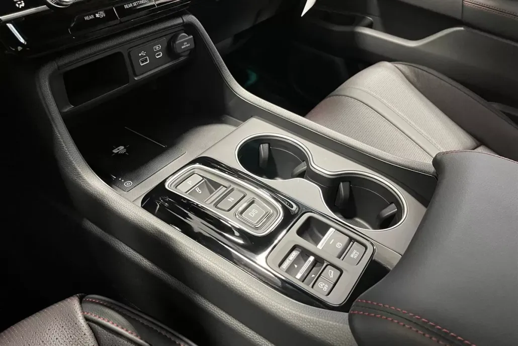 2025 Honda Pilot Black Edition photo 1