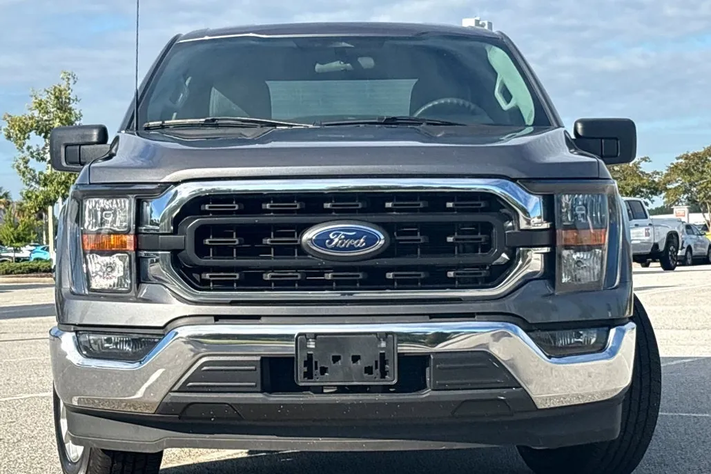 2023 Ford F-150 XLT photo 1
