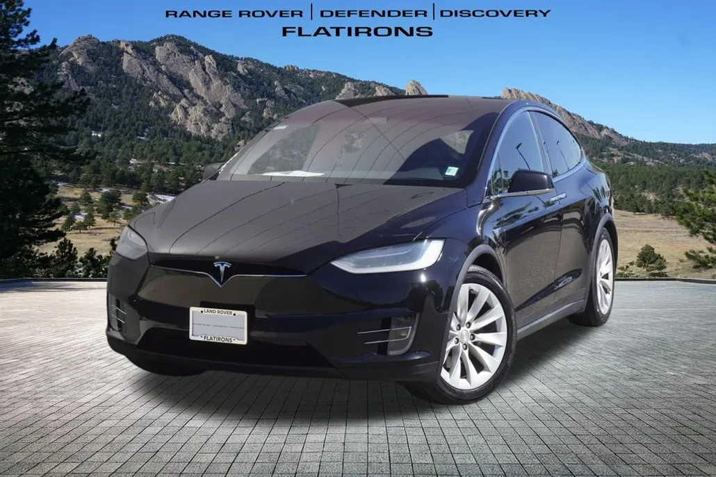 2017 Tesla Model X 75D photo 1