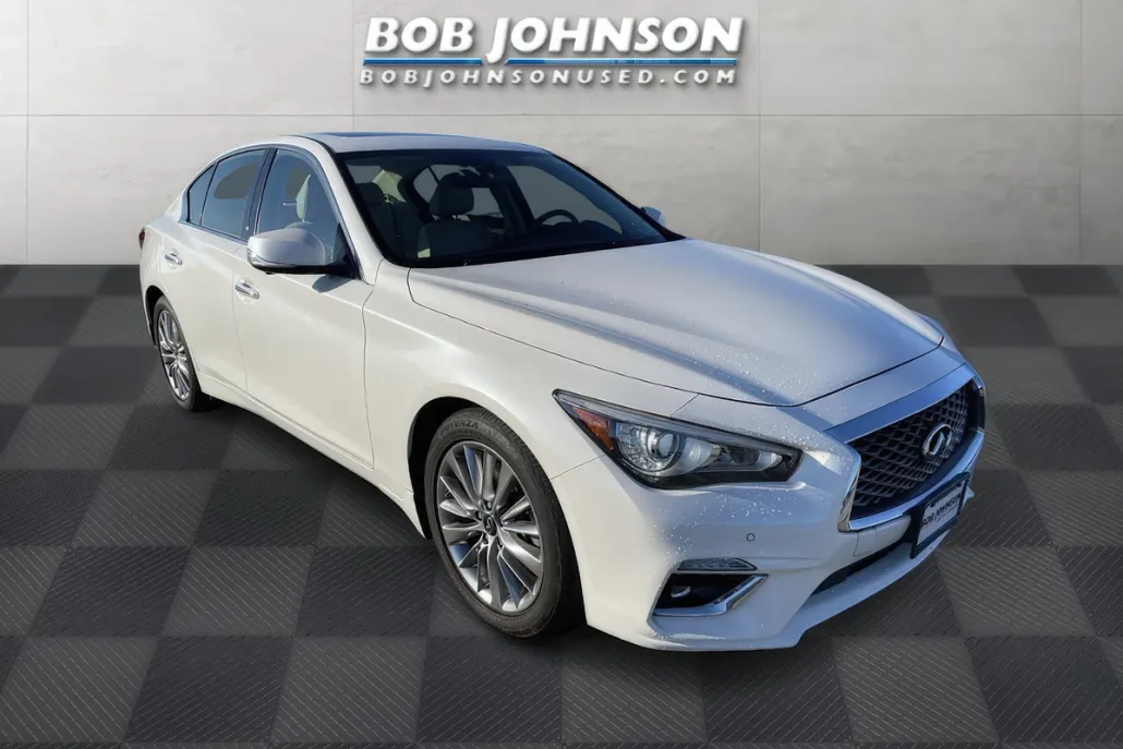 2022 Infiniti Q50 LUXE AWD photo 1