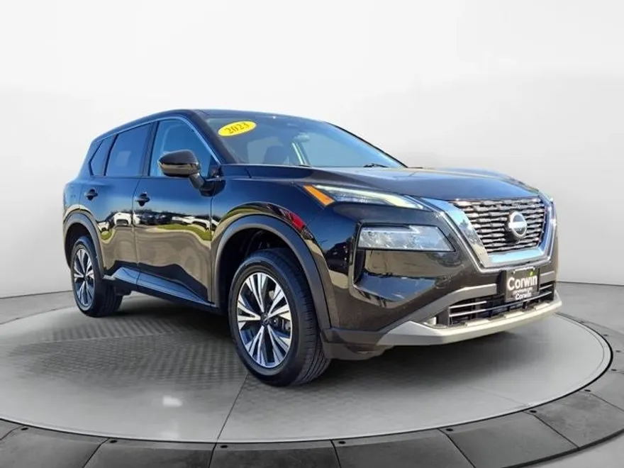 2023 Nissan Rogue SV photo 1
