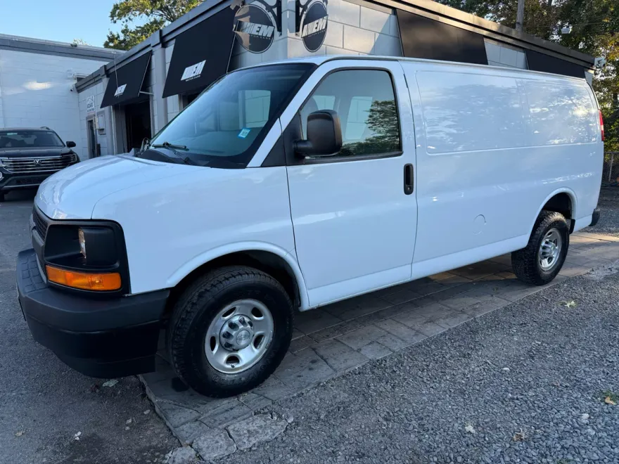 2017 Chevrolet Express Cargo 3500 Work Van photo 1