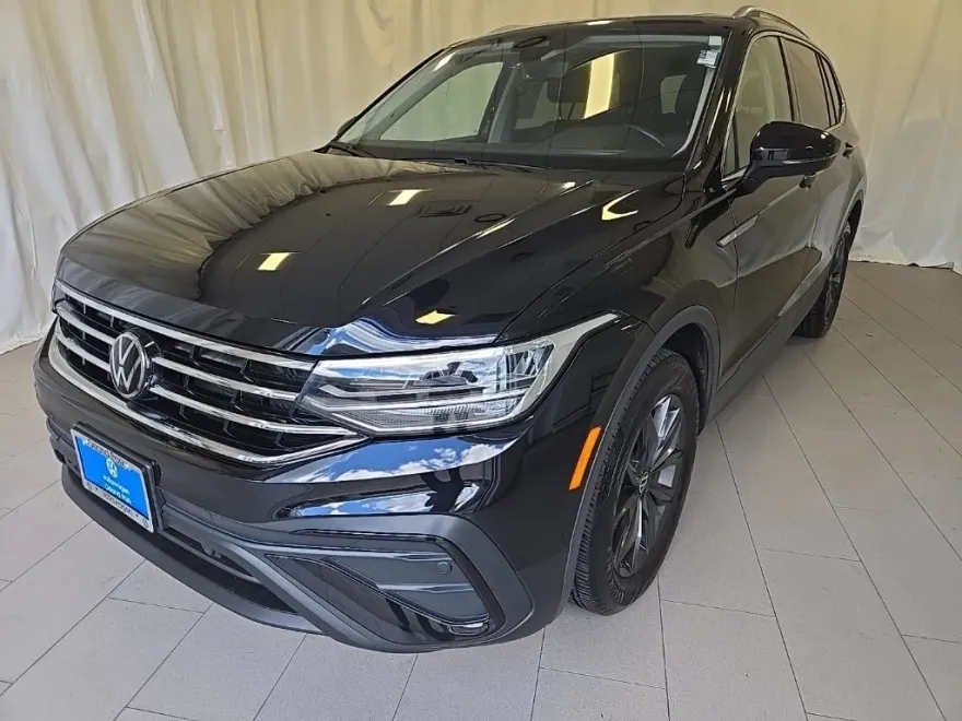 2022 Volkswagen Tiguan SE photo 1