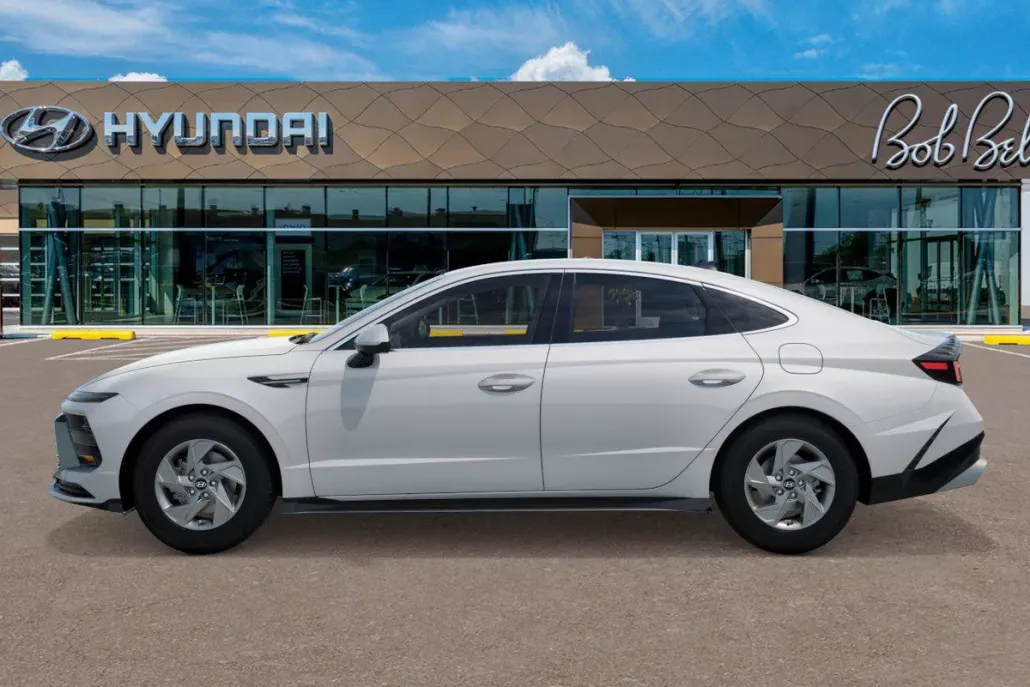 2025 Hyundai Sonata SE photo 1