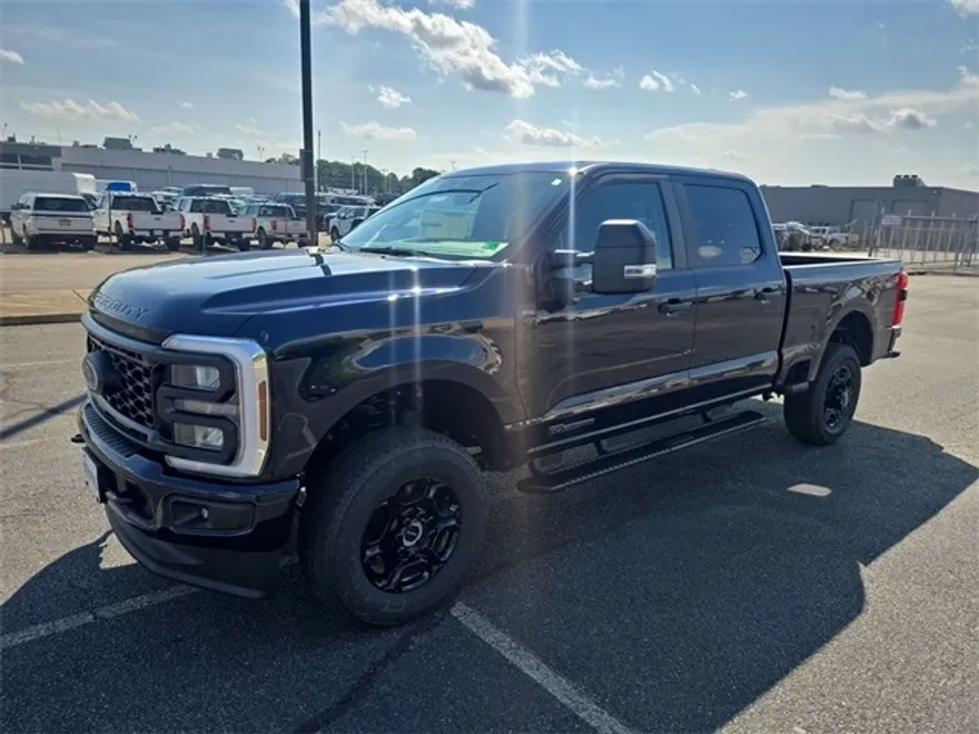 2025 Ford F-250 XL photo 1