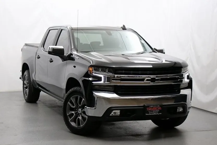 2019 Chevrolet Silverado 1500 LT photo 1