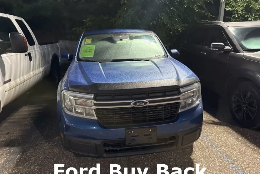 2023 Ford Maverick Lariat photo 1