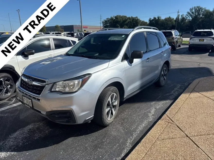 2018 Subaru Forester 2.5i photo 1