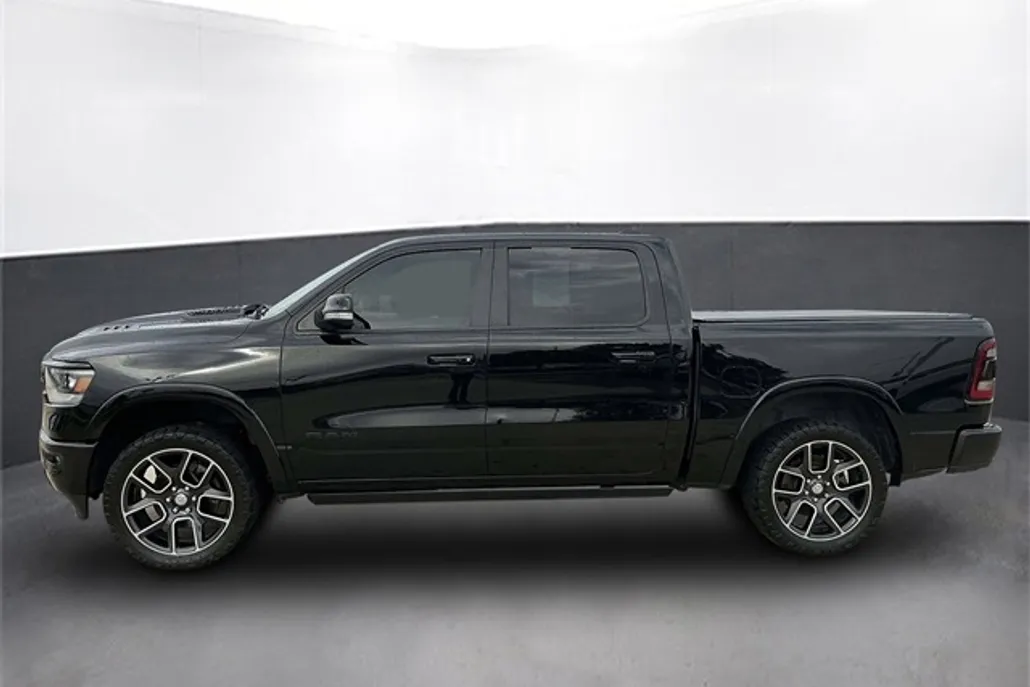 2019 Ram 1500 Laramie photo 1