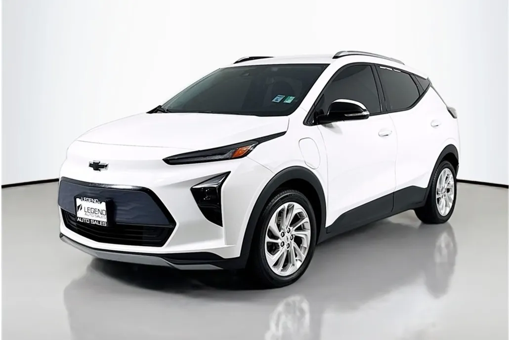 2023 Chevrolet Bolt EUV photo 1