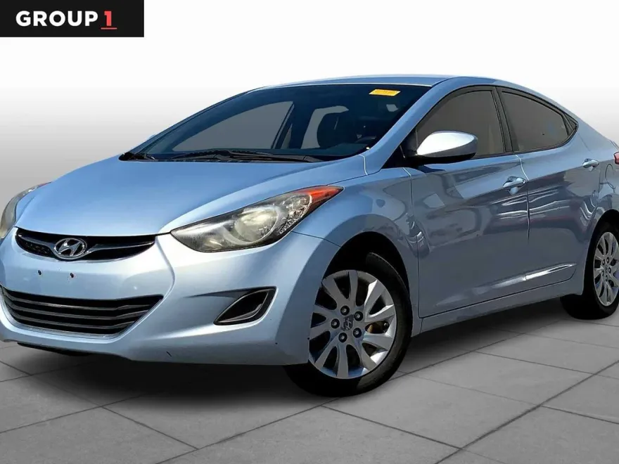 2013 Hyundai Elantra GLS photo 1