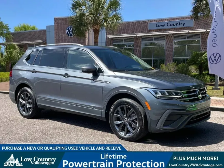 2022 Volkswagen Tiguan SE photo 1