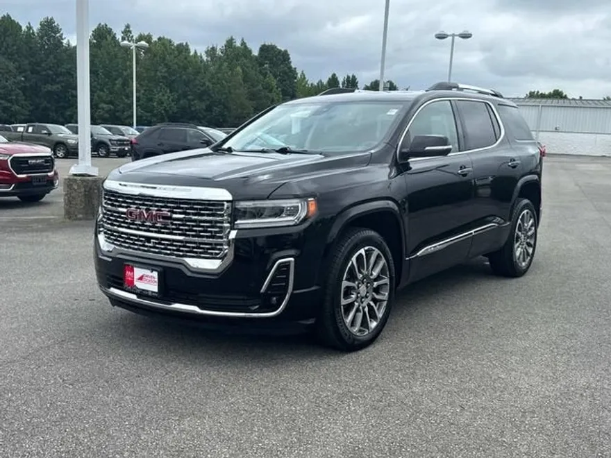 2023 Gmc Acadia Denali photo 1