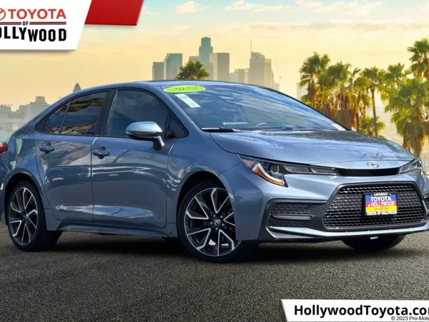 2022 Toyota Corolla SE photo 1