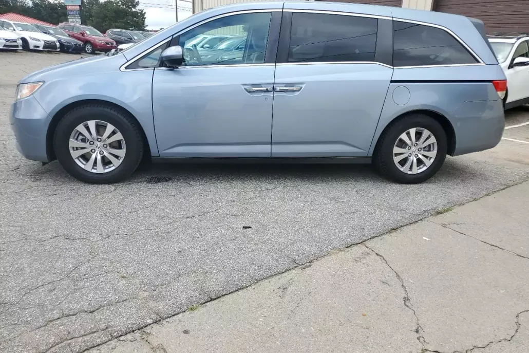 2014 Honda Odyssey EX photo 1