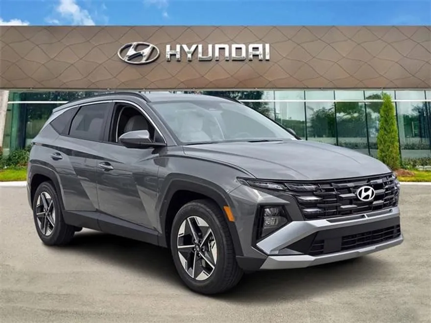2025 Hyundai Tucson SEL photo 1